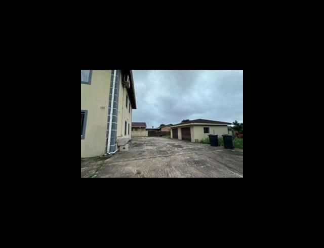 8 BEDROOM HOUSE FOR SALE IN BRACKENHAM